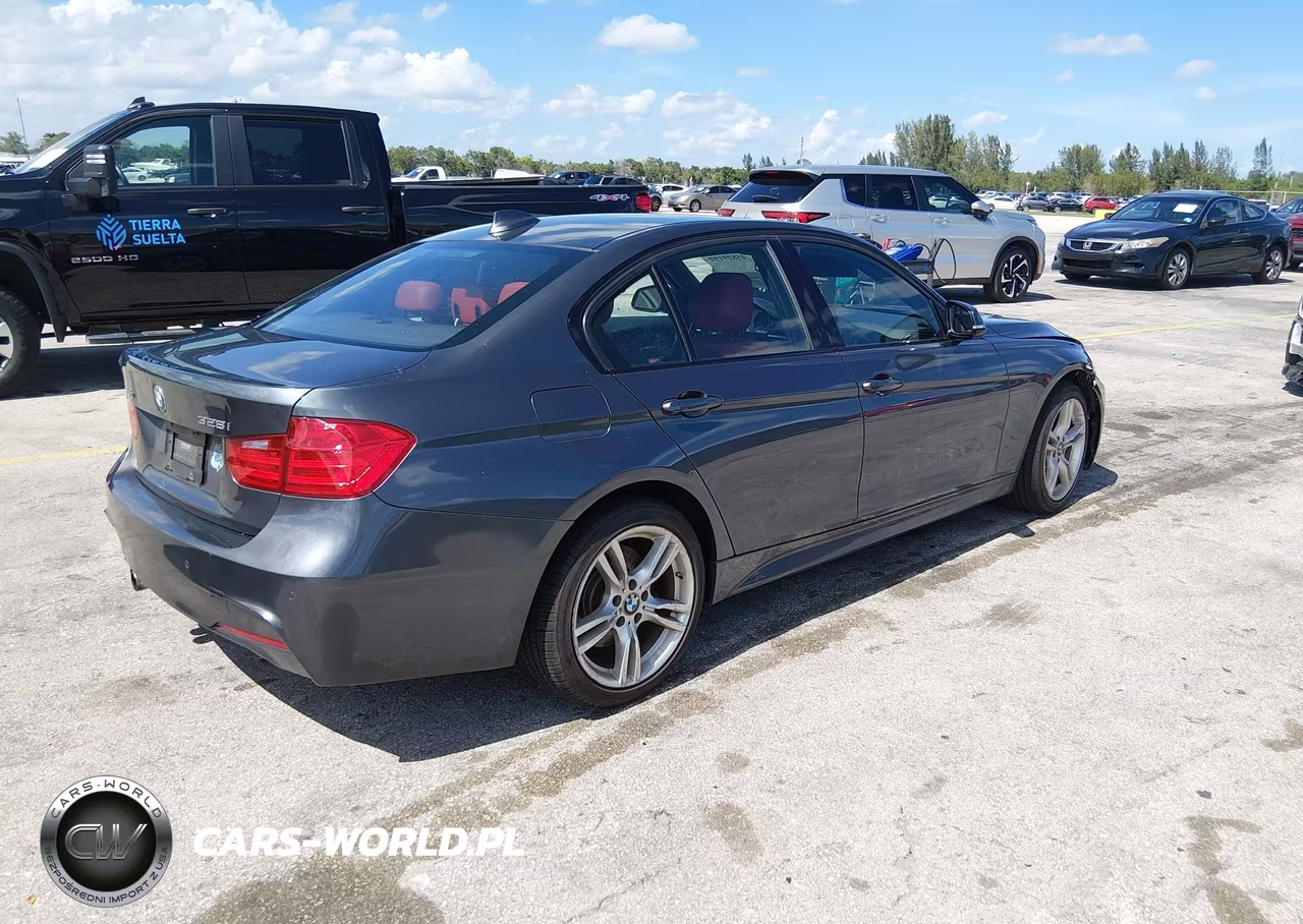 2015 BMW 328I xDrive VIN:WBA3B5C57FF963394 - 4