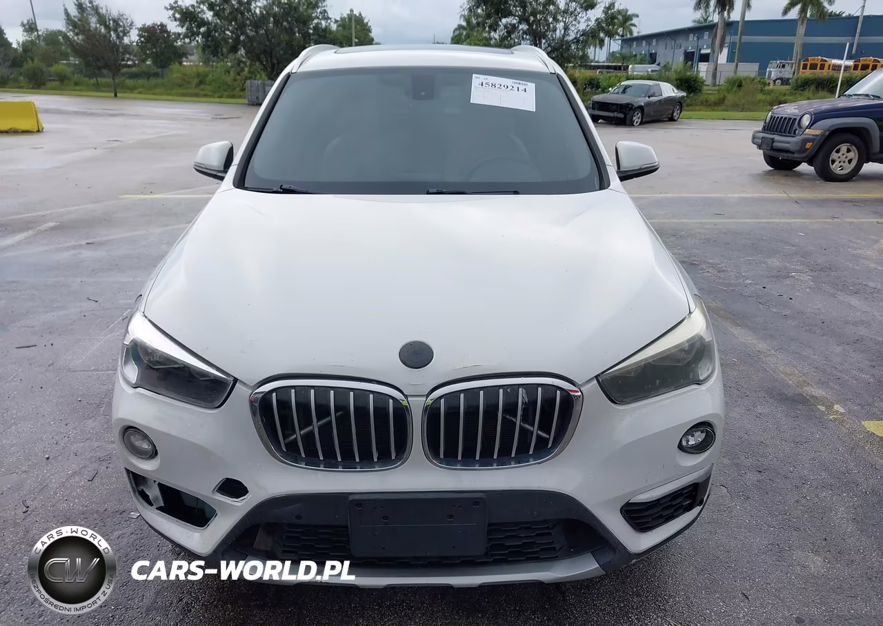 2018 BMW X1 xDrive28I VIN:WBXHT3C31J5K25147 - 6