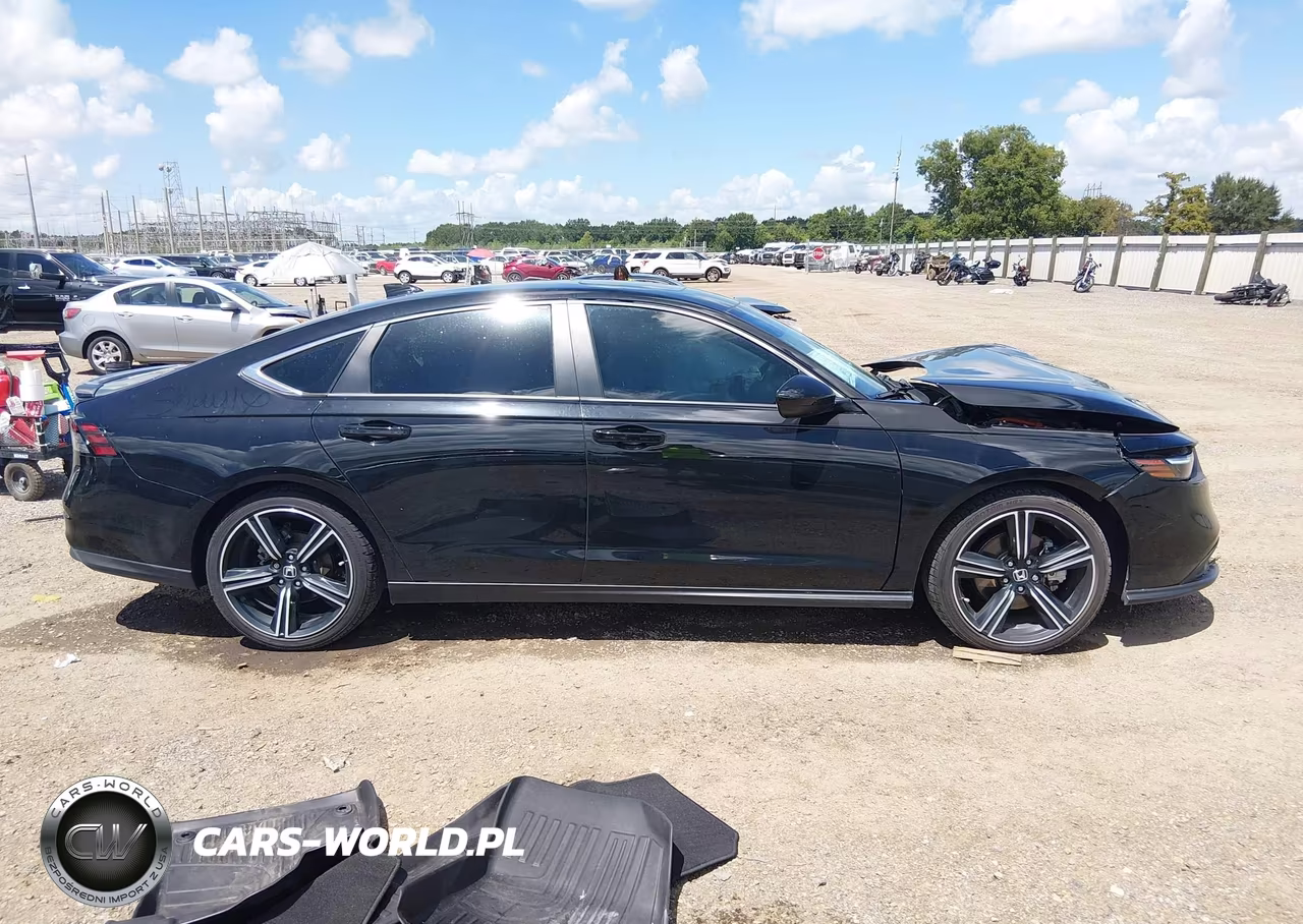 2025 Honda Accord Hybrid Sport VIN:1HGCY2F58SA017292 - 13