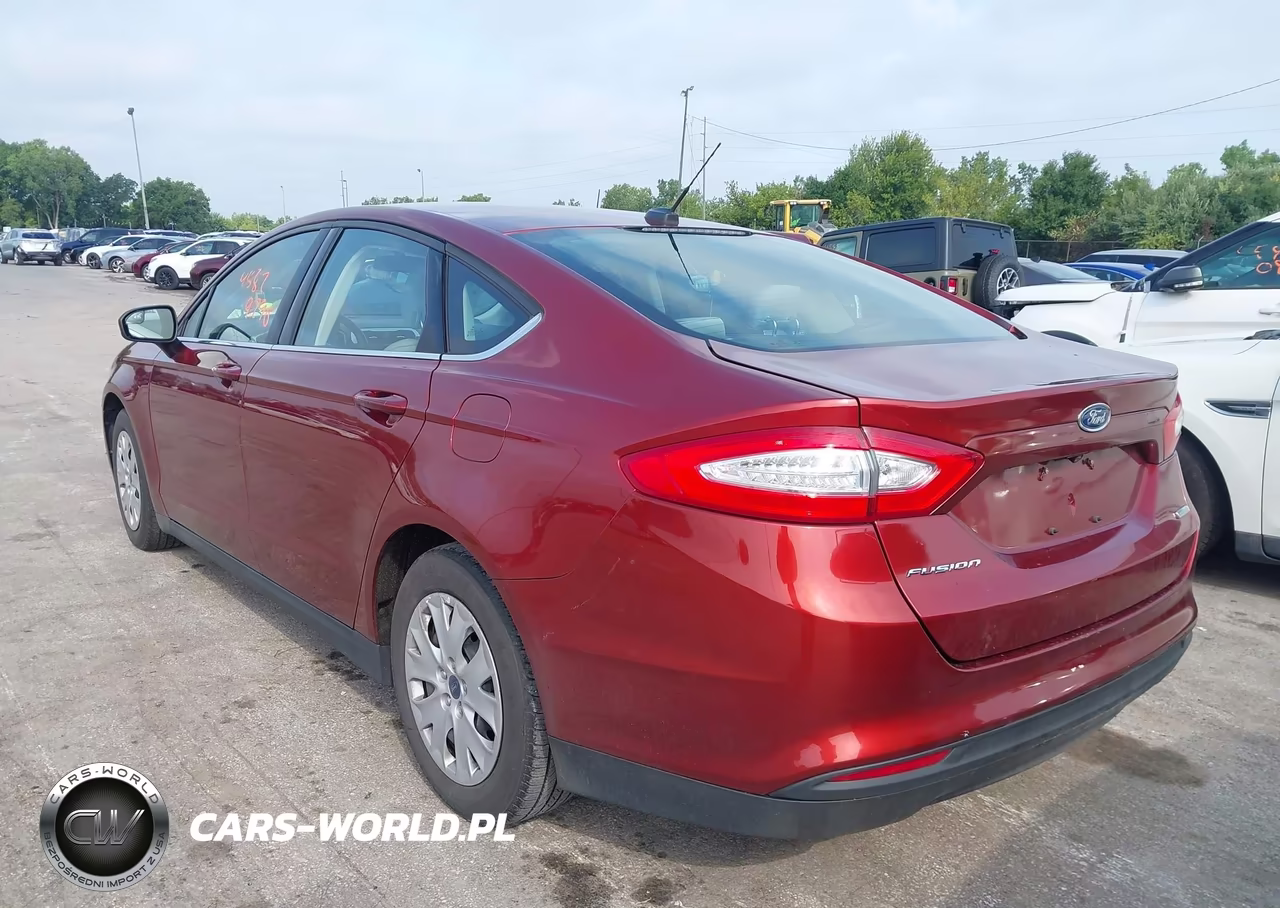 2014 Ford Fusion S VIN:3FA6P0G70ER293727 - 3