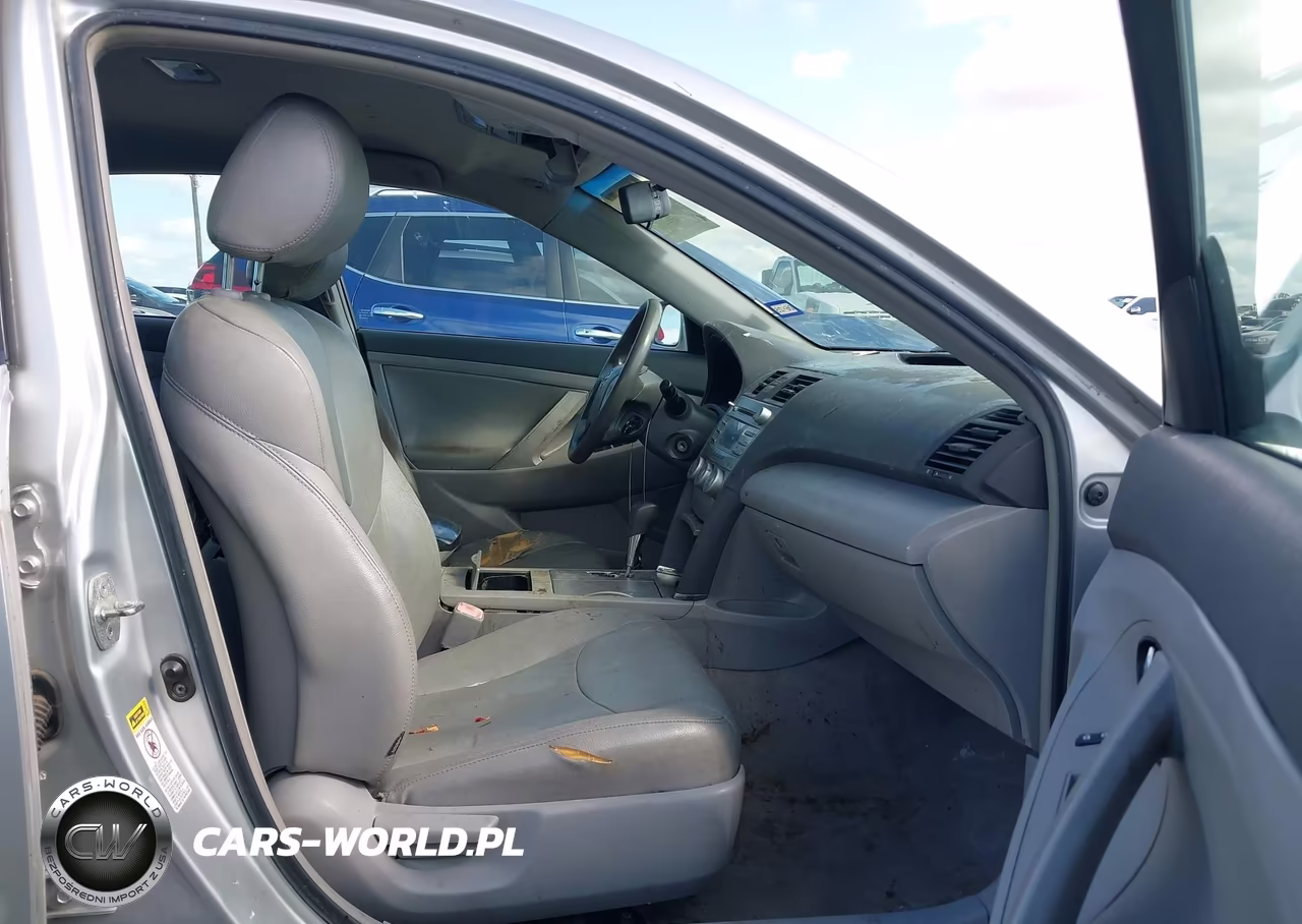 2010 Toyota Camry Le VIN:4T1BF3EKXAU054415 - 5