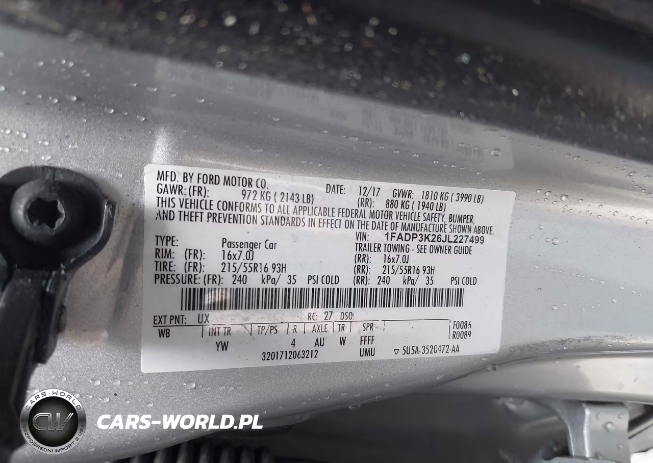 2018 Ford Focus Se VIN:1FADP3K26JL227499 - 9