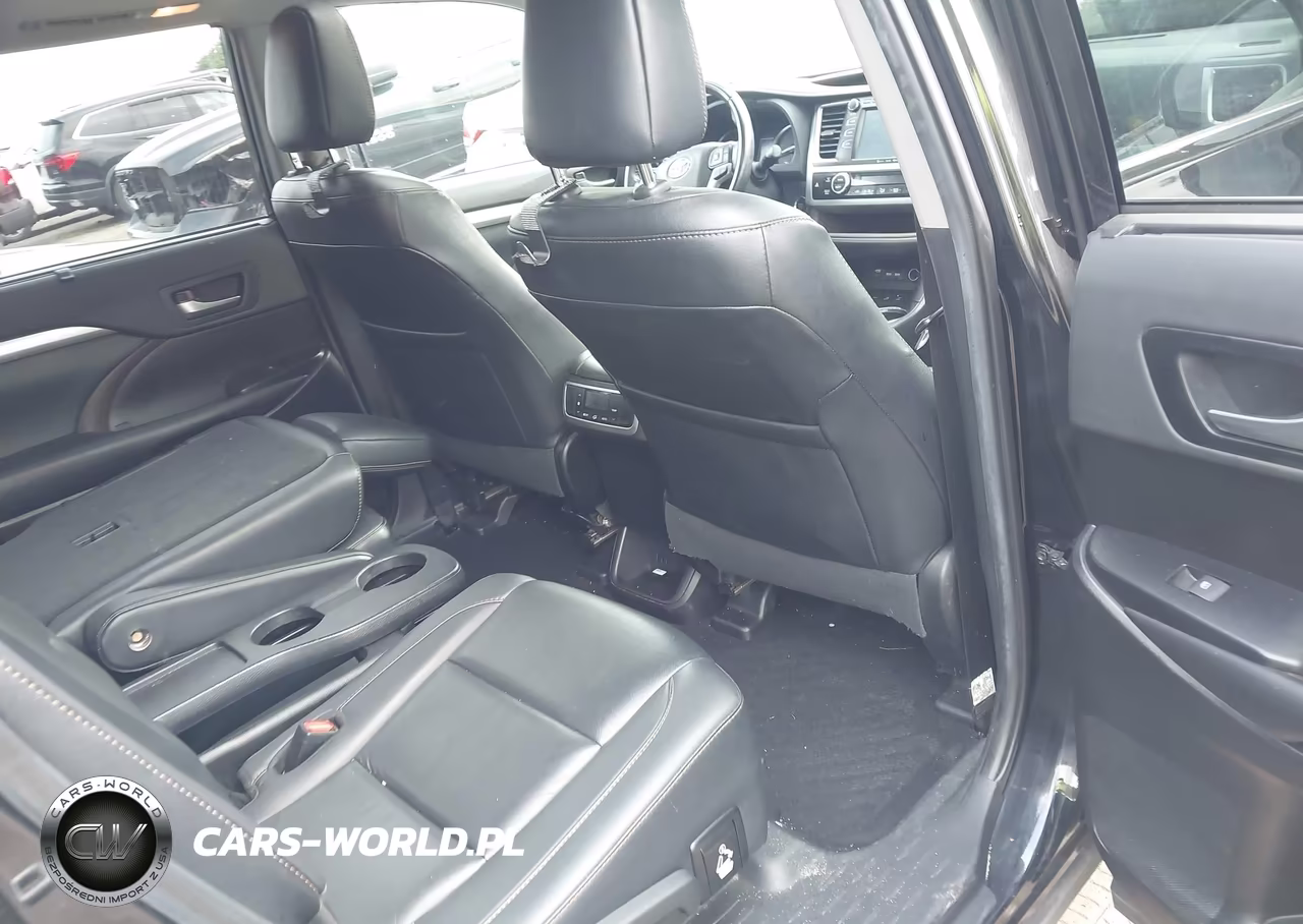 2019 Toyota Highlander Xle VIN:5TDJZRFH8KS613026 - 8