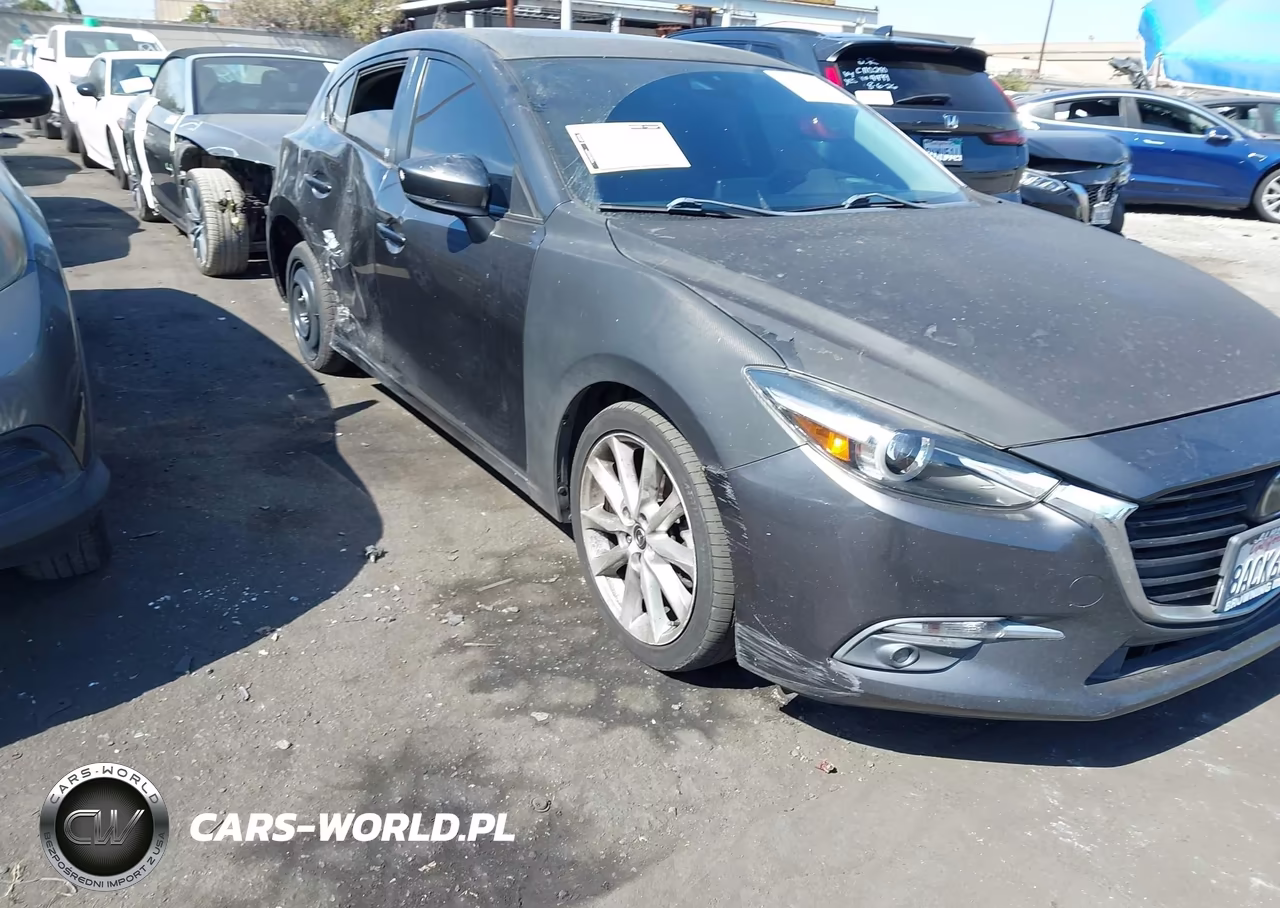 2017 Mazda Mazda3 Grand Touring – zdjęcie 1 z 18