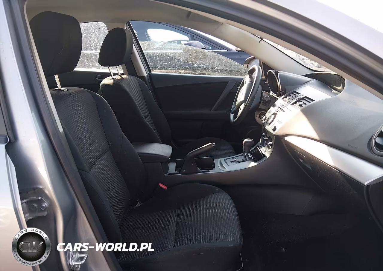 2013 Mazda Mazda3 I Sport VIN:JM1BL1U75D1811287 - 5