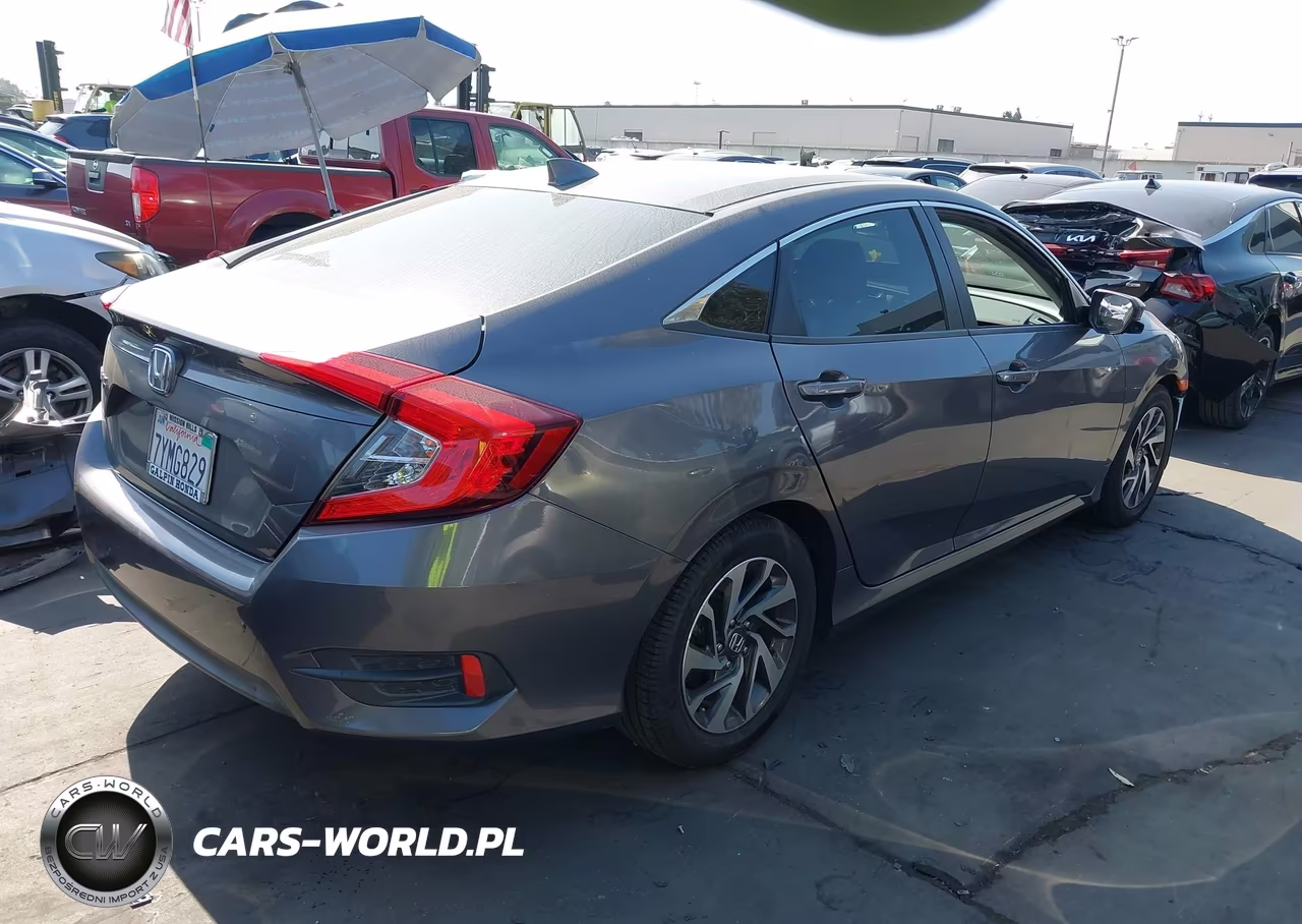2017 Honda Civic Ex VIN:2HGFC2F7XHH542541 - 4