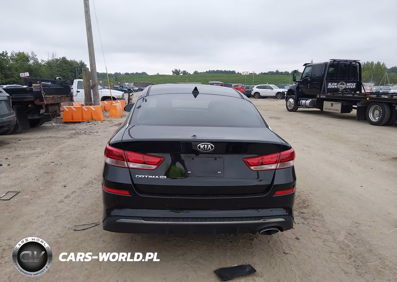 2019 Kia Optima Lx VIN:5XXGT4L3XKG282328 - 16