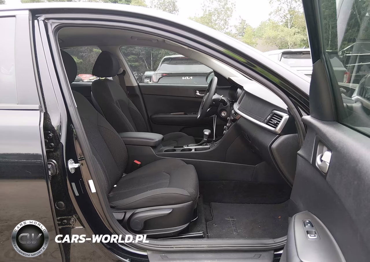 2019 Kia Optima Lx VIN:5XXGT4L3XKG282328 - 5