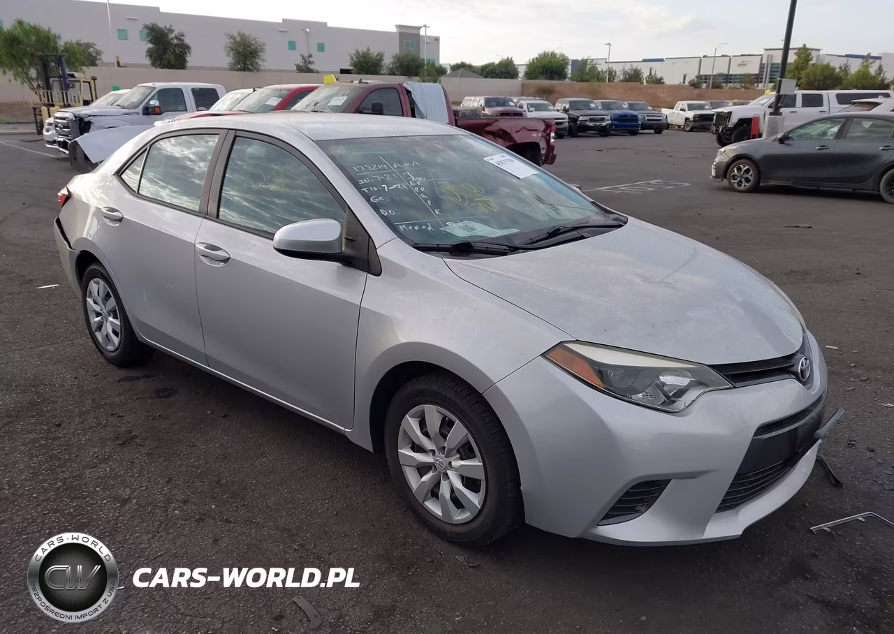 2015 Toyota Corolla Le – zdjęcie 1 z 17