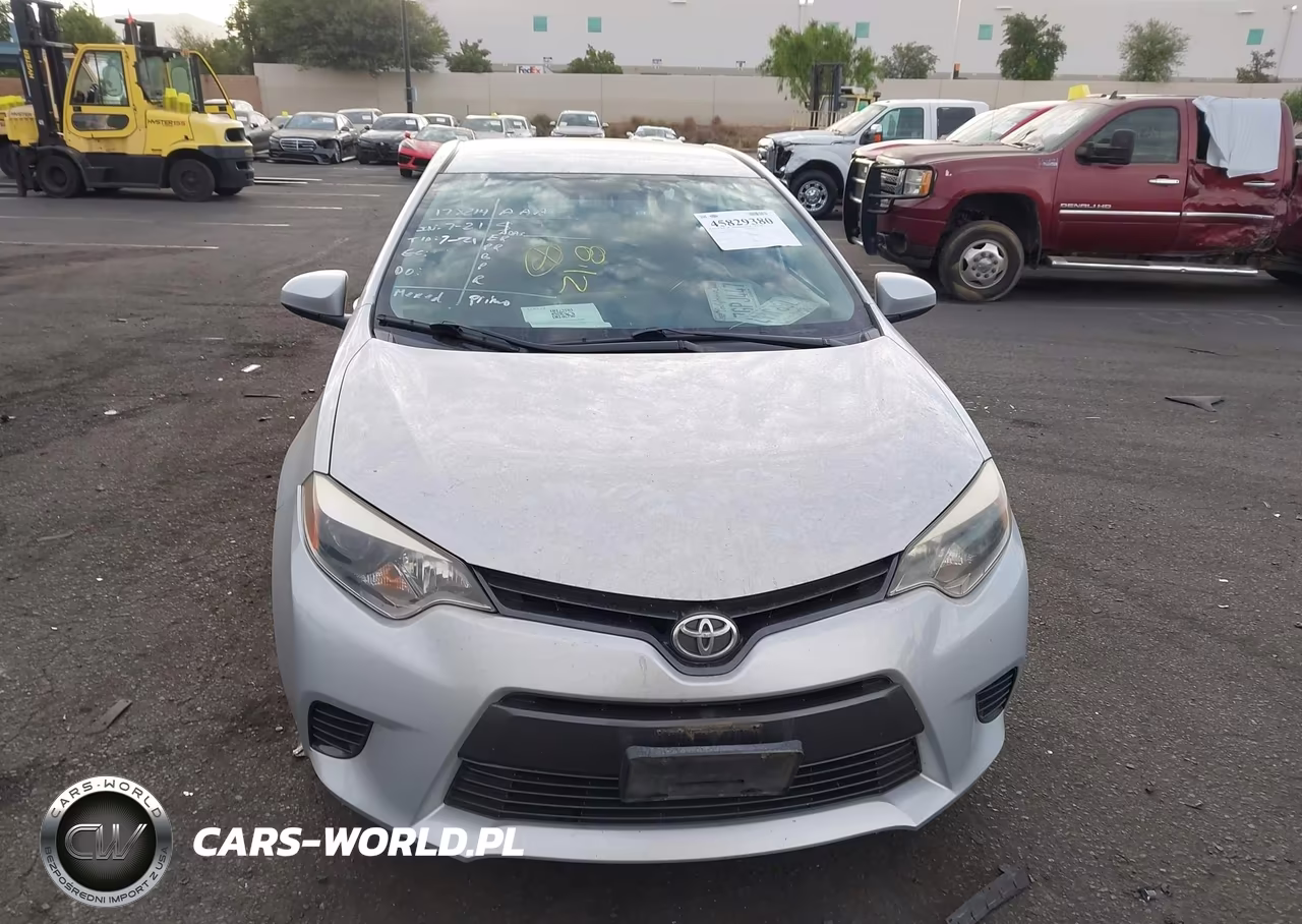 2015 Toyota Corolla Le VIN:5YFBURHE3FP184687 - 12