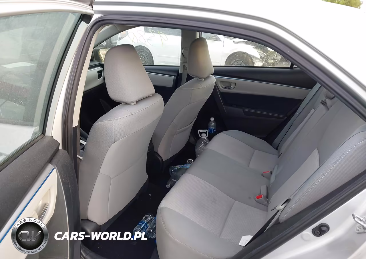 2015 Toyota Corolla Le VIN:5YFBURHE3FP184687 - 8
