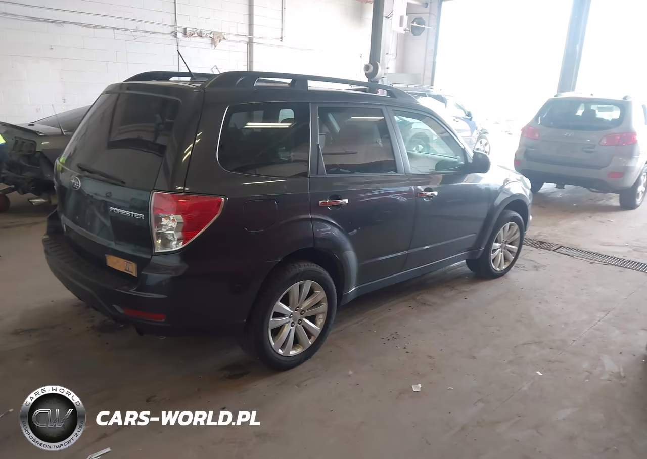 2011 Subaru Forester 2.5X Premium VIN:JF2SHBDC7BH707572 - 4
