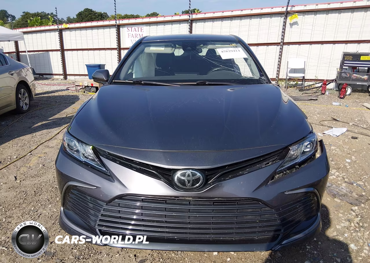 2021 Toyota Camry Le VIN:4T1C11AK8MU484283 - 12