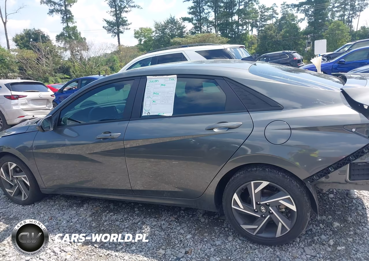 2025 Hyundai Elantra Sel Sport VIN:KMHLM4DG9SU870093 - 14