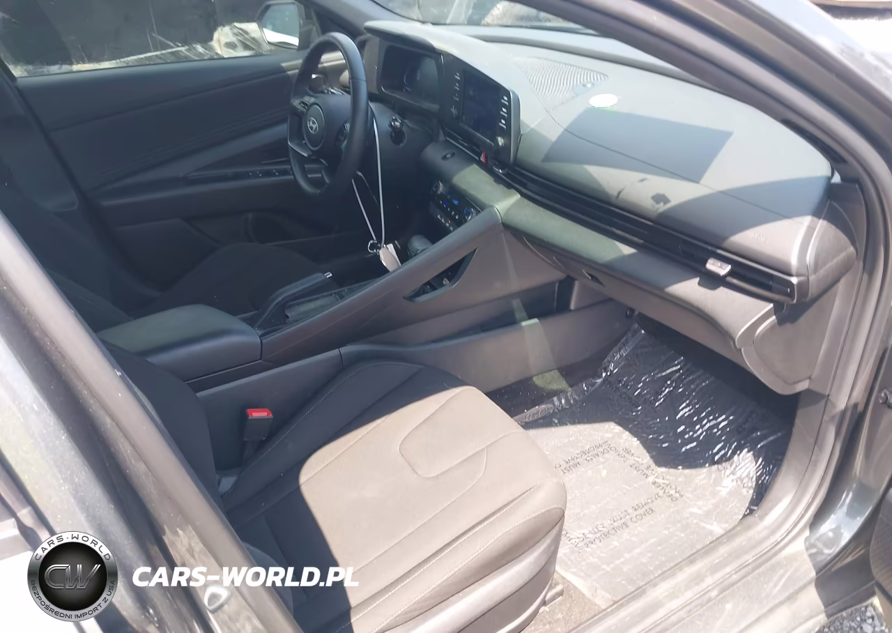 2025 Hyundai Elantra Sel Sport VIN:KMHLM4DG9SU870093 - 5
