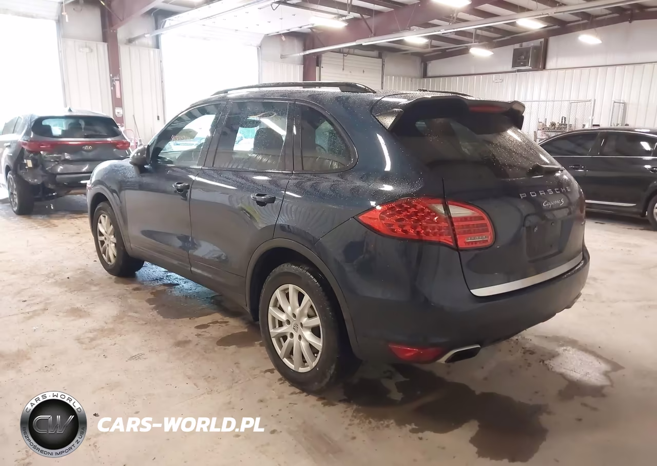 2012 Porsche Cayenne S VIN:WP1AB2A24CLA45311 - 3