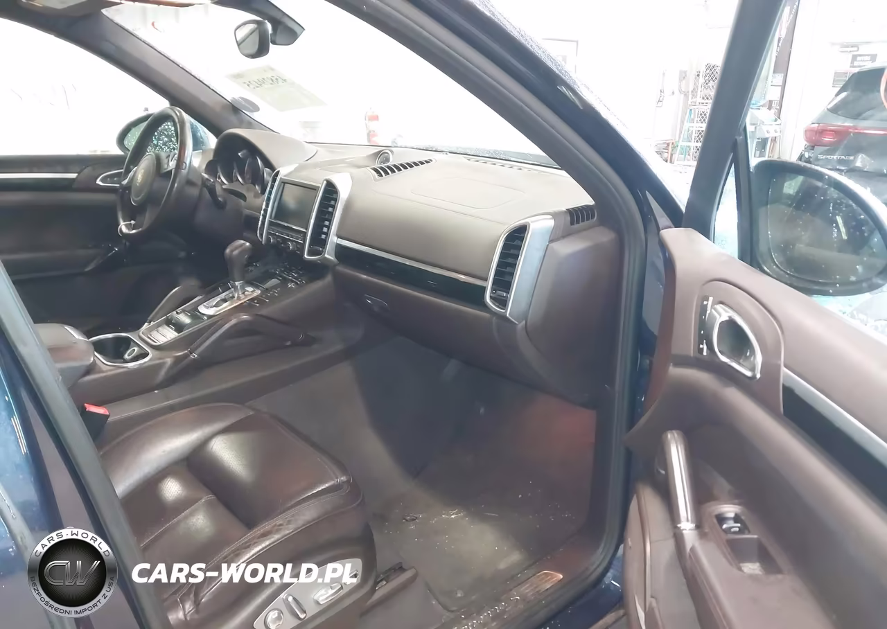 2012 Porsche Cayenne S VIN:WP1AB2A24CLA45311 - 5