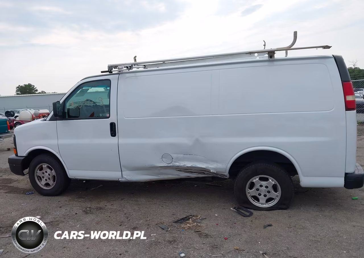 2005 Chevrolet Express VIN:1GCFG15XX51190943 - 14