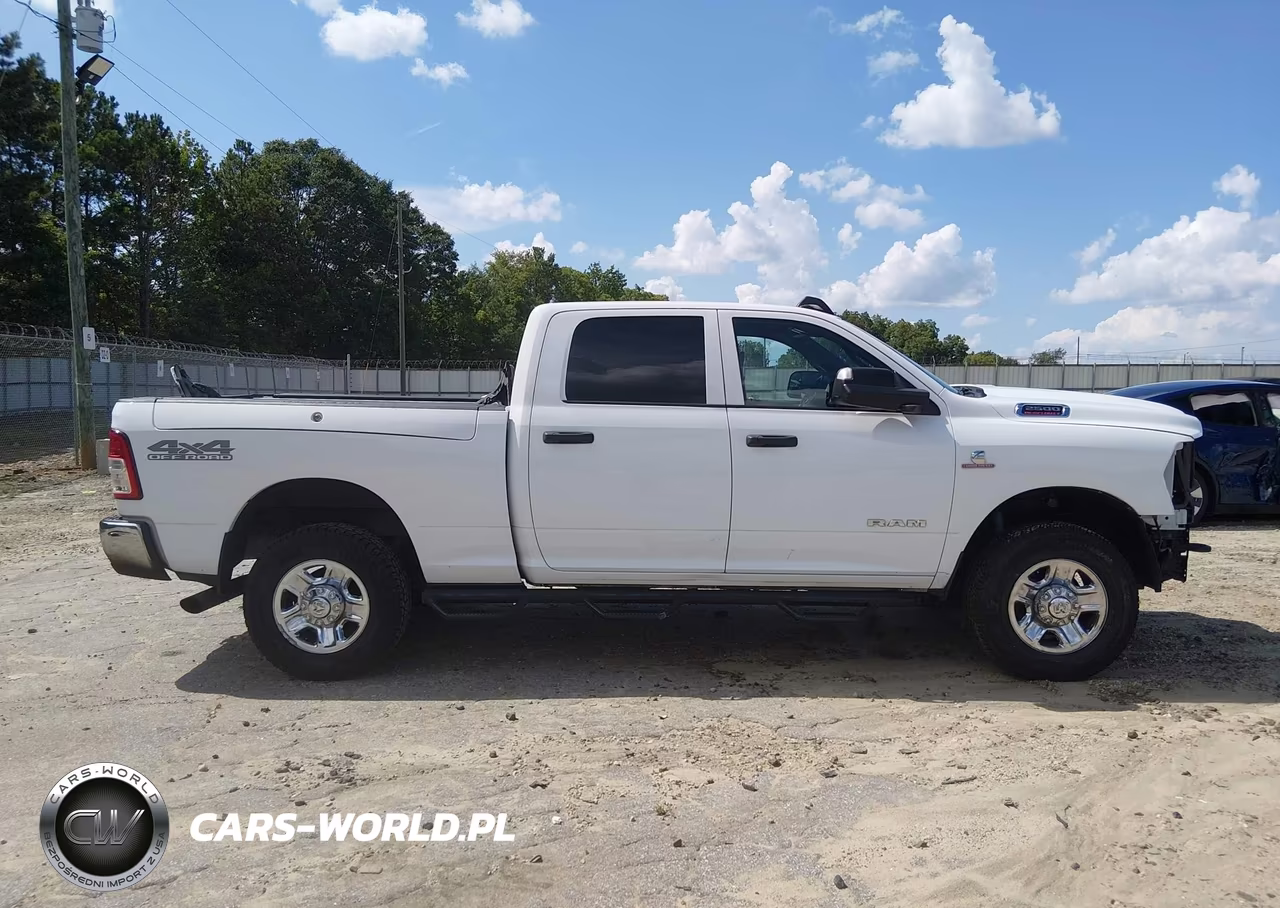 2021 Ram 2500 Tradesman 4X4 6'4 Box VIN:3C6UR5CLXMG583079 - 14