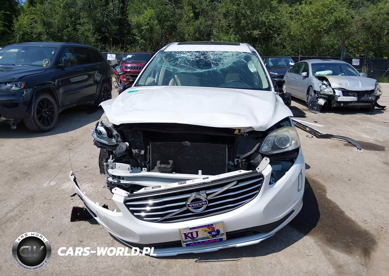 2015 Volvo Xc60 T5 Premier Plus VIN:YV440MDC3F2577869 - 13