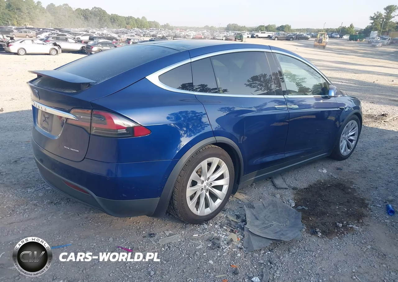 2020 Tesla Model X Long Range Dual Motor All-Wheel Drive-Long Range Plus Dual Motor All-Wheel Drive VIN:5YJXCBE26LF301289 - 4