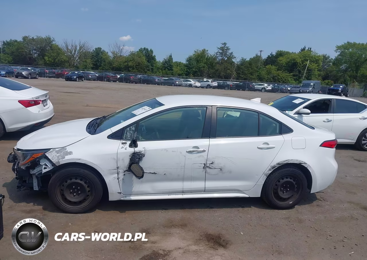 2021 Toyota Corolla Le VIN:JTDEPMAE1MJ160830 - 14