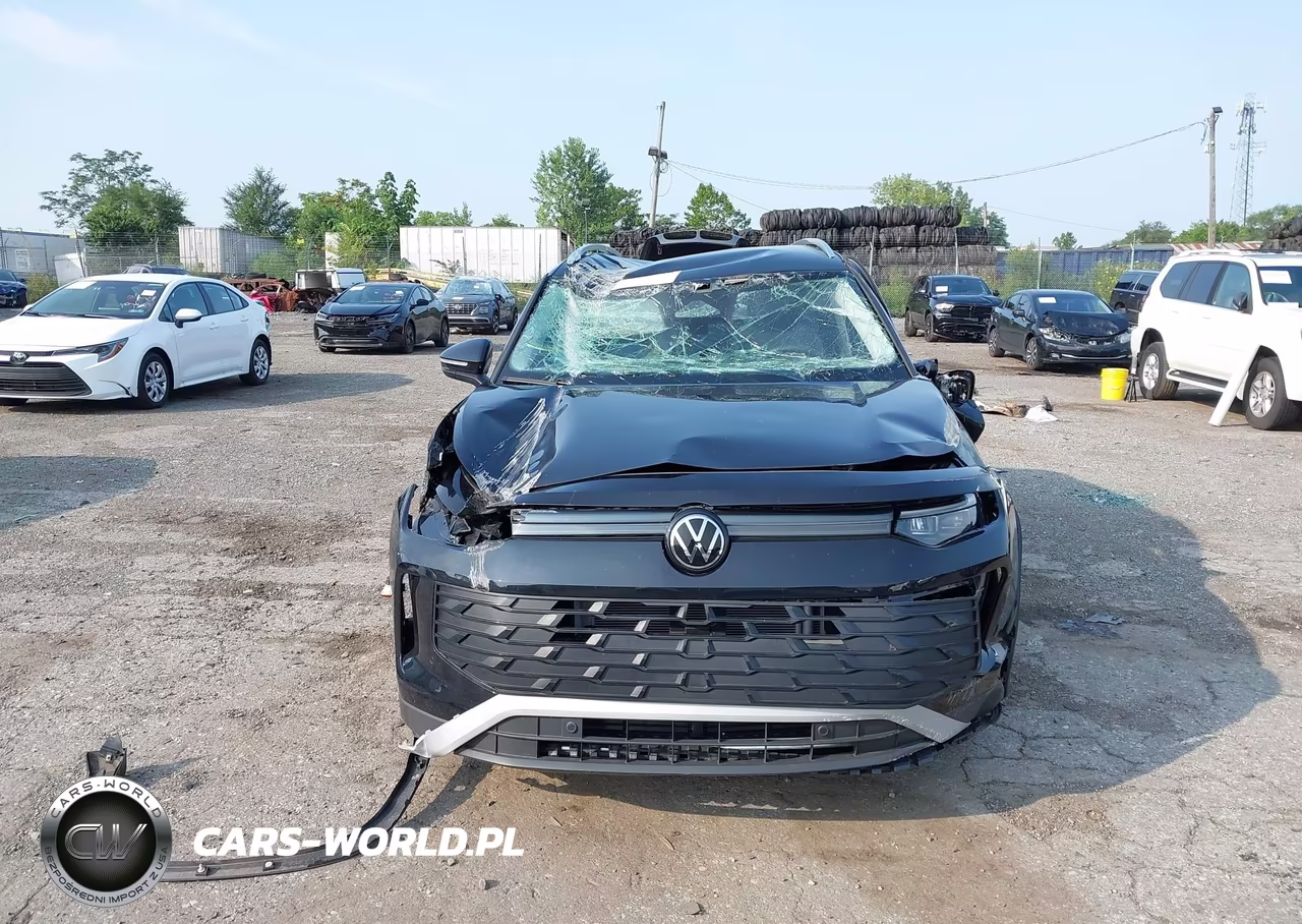 2025 Volkswagen Tiguan 2.0T S VIN:3VVBR7RM4SM045795 - 11