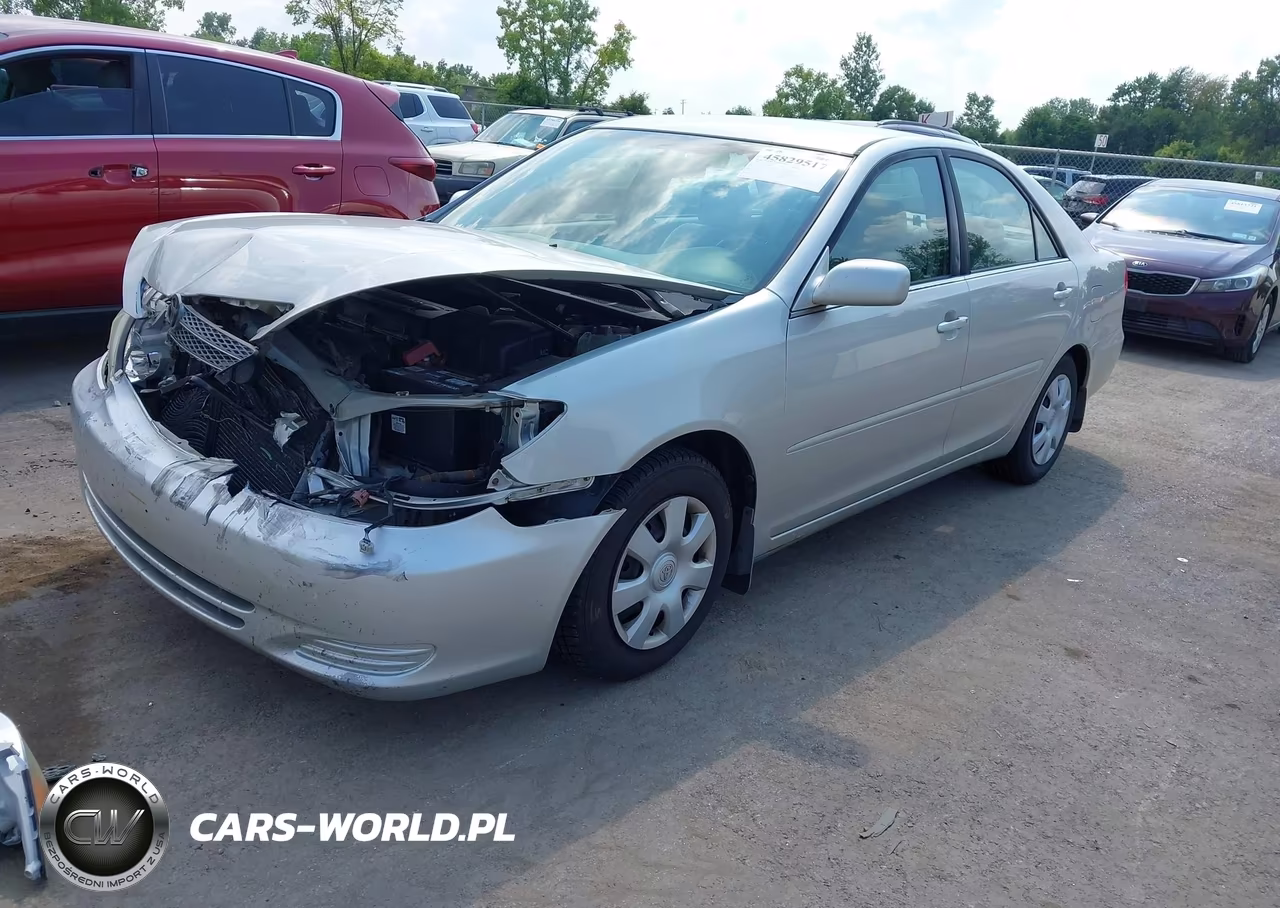 2004 Toyota Camry Le VIN:4T1BE32K44U820568 - 2