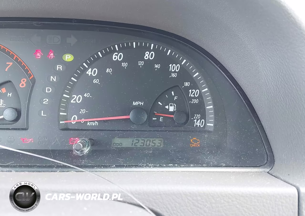 2004 Toyota Camry Le VIN:4T1BE32K44U820568 - 7