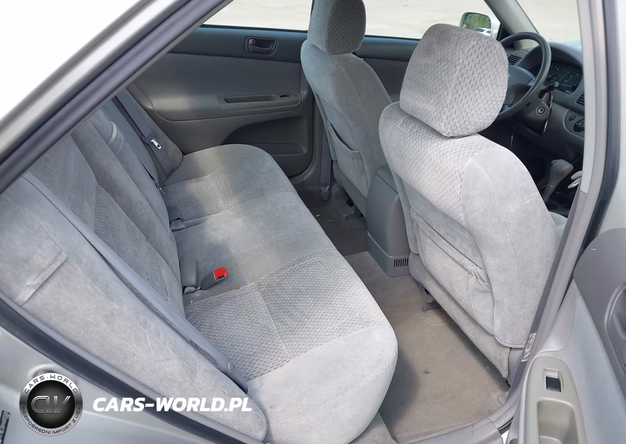 2004 Toyota Camry Le VIN:4T1BE32K44U820568 - 8