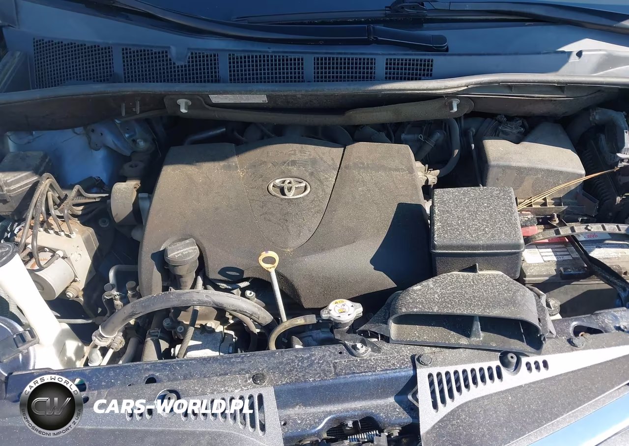 2018 Toyota Sienna Xle 8 Passenger VIN:5TDYZ3DC7JS962387 - 10