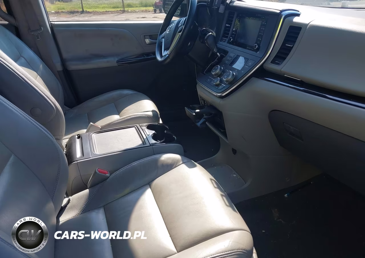 2018 Toyota Sienna Xle 8 Passenger VIN:5TDYZ3DC7JS962387 - 5
