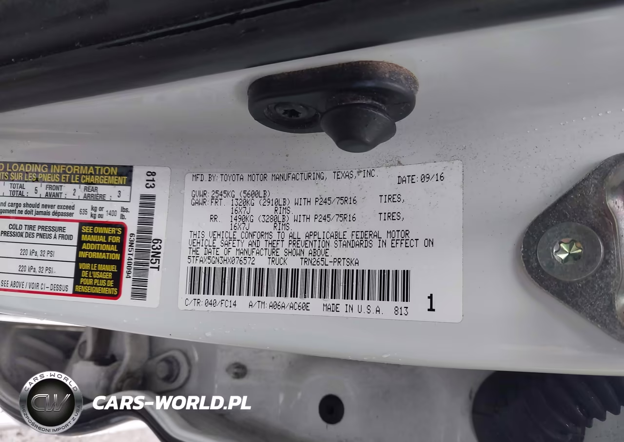 2017 Toyota Tacoma Sr5 VIN:5TFAX5GN3HX076572 - 9