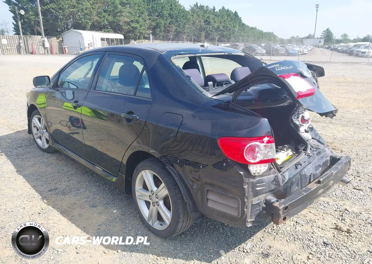 2013 Toyota Corolla S VIN:2T1BU4EEXDC117542 - 3