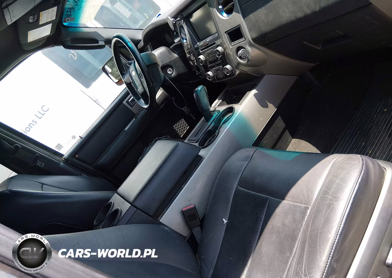 2015 Ford Expedition Xlt VIN:1FMJU1HTXFEF09467 - 5
