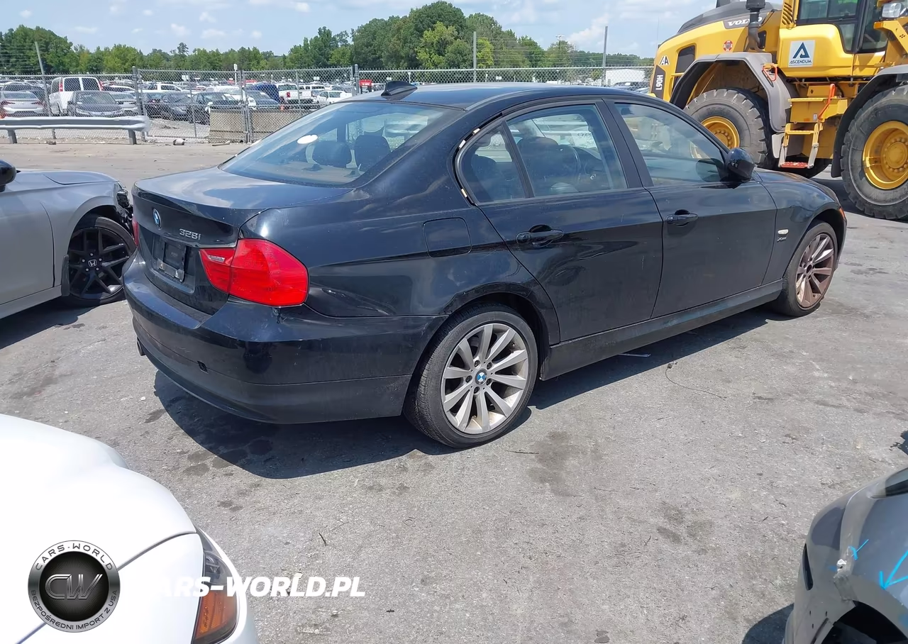 2011 BMW 328I xDrive VIN:WBAPK7C57BF086865 - 4
