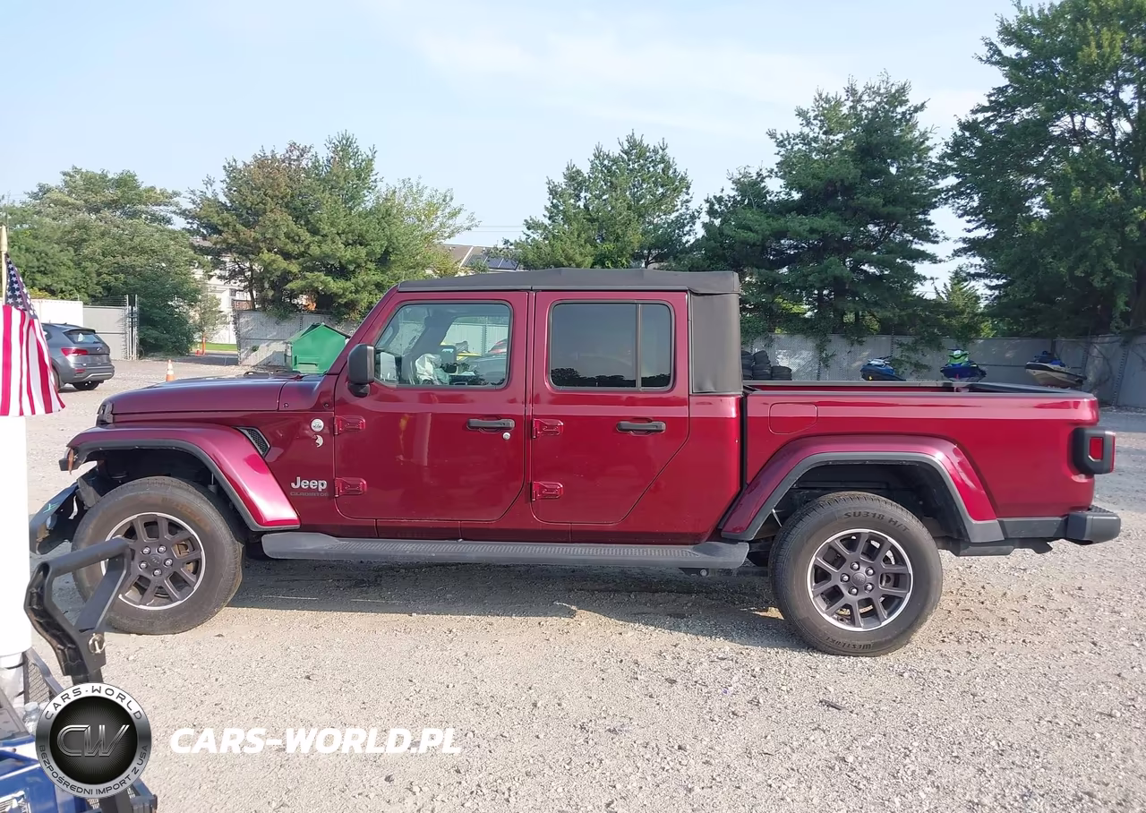 2021 Jeep Gladiator Overland 4X4 VIN:1C6HJTFG1ML545769 - 14