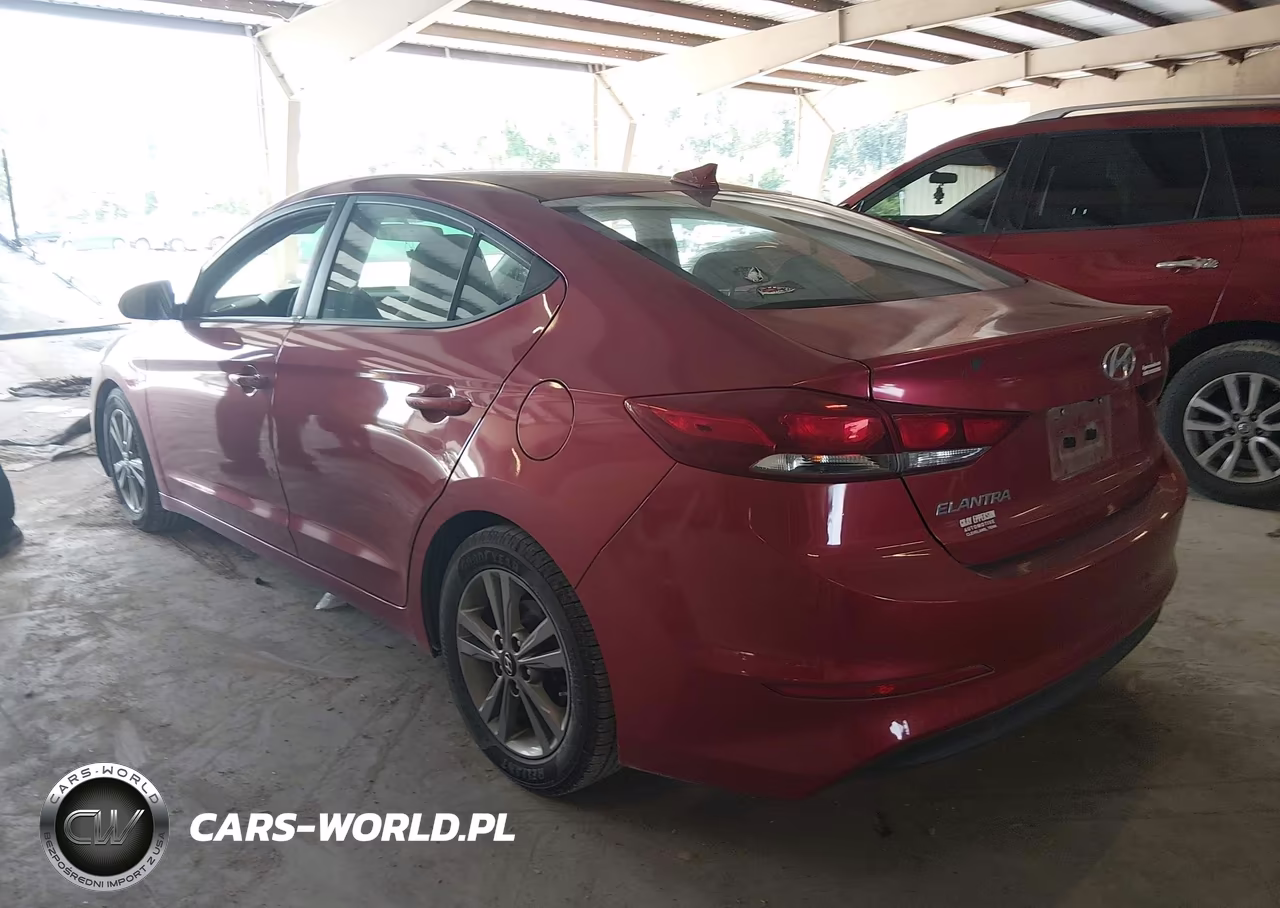 2018 Hyundai Elantra Sel VIN:5NPD84LFXJH280399 - 3