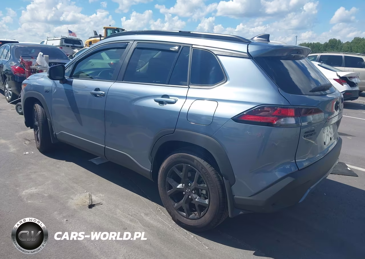 2026 Toyota Corolla Cross Le VIN:7MUCAAAG0TV194824 - 3