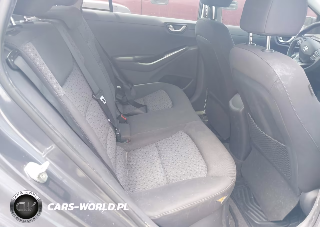 2019 Hyundai Ioniq Hybrid Blue VIN:KMHC65LC7KU168367 - 8