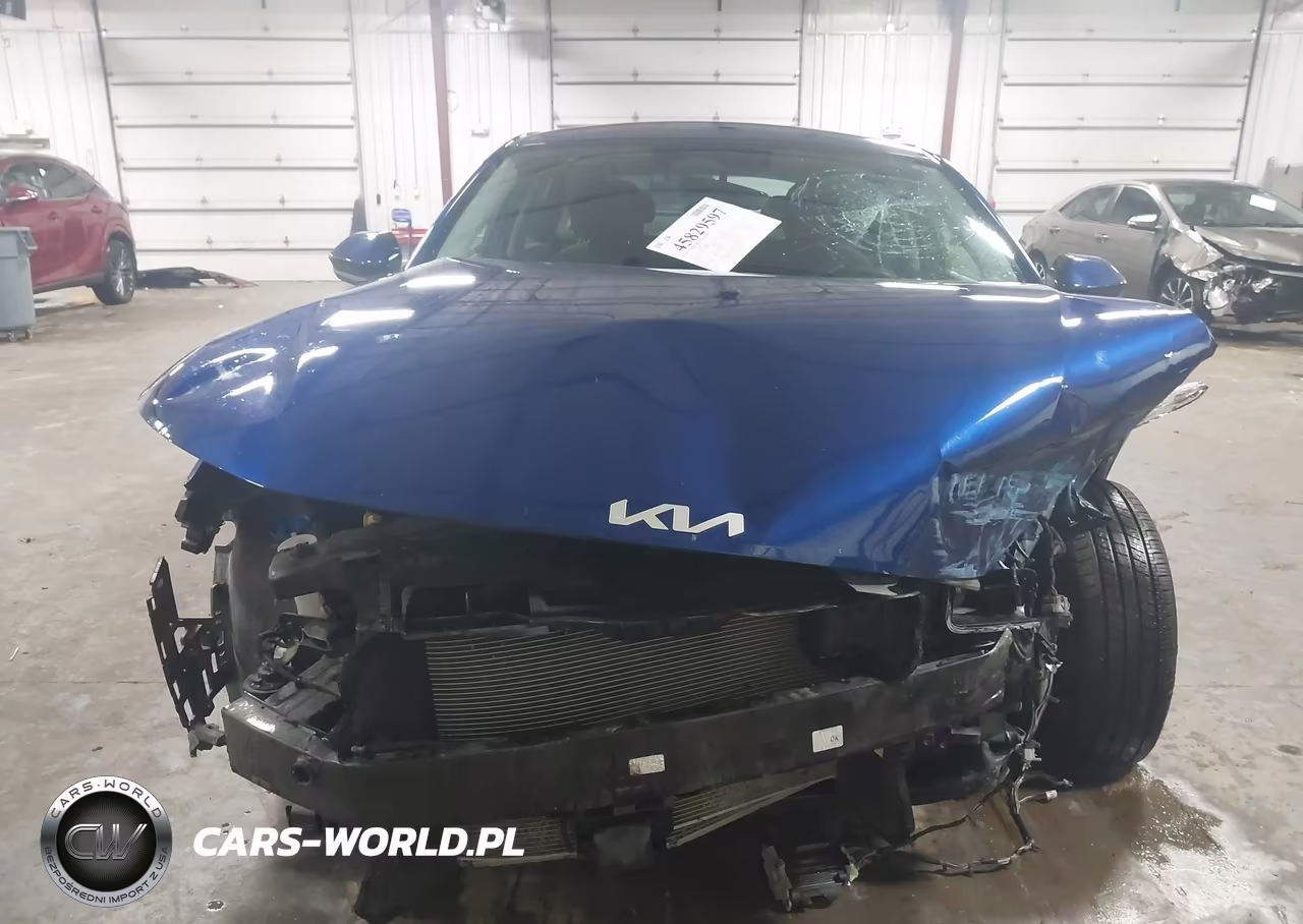 2025 Kia K4 Lxs VIN:3KPFT4DE8SE010848 - 11