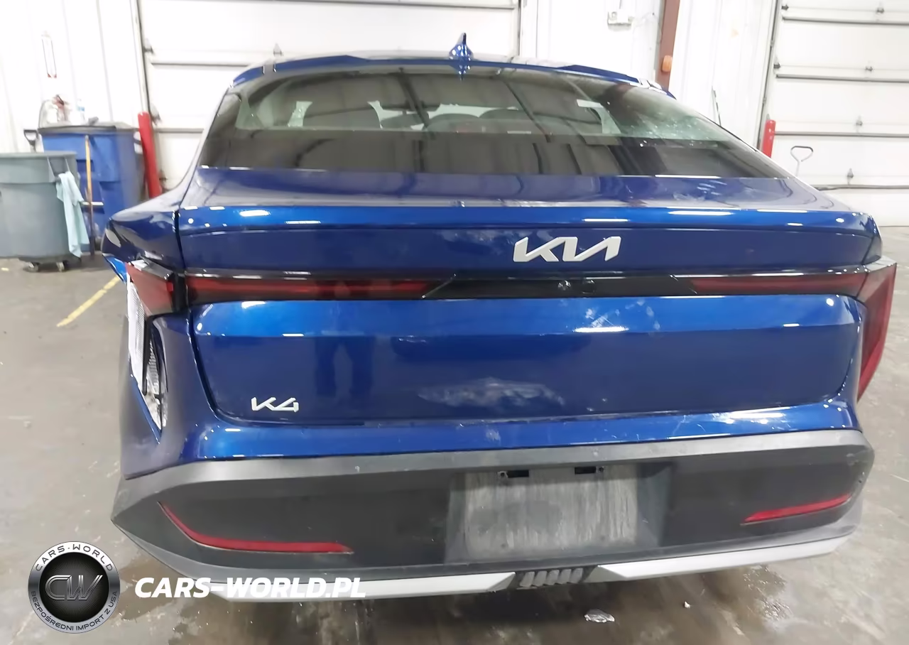 2025 Kia K4 Lxs VIN:3KPFT4DE8SE010848 - 18