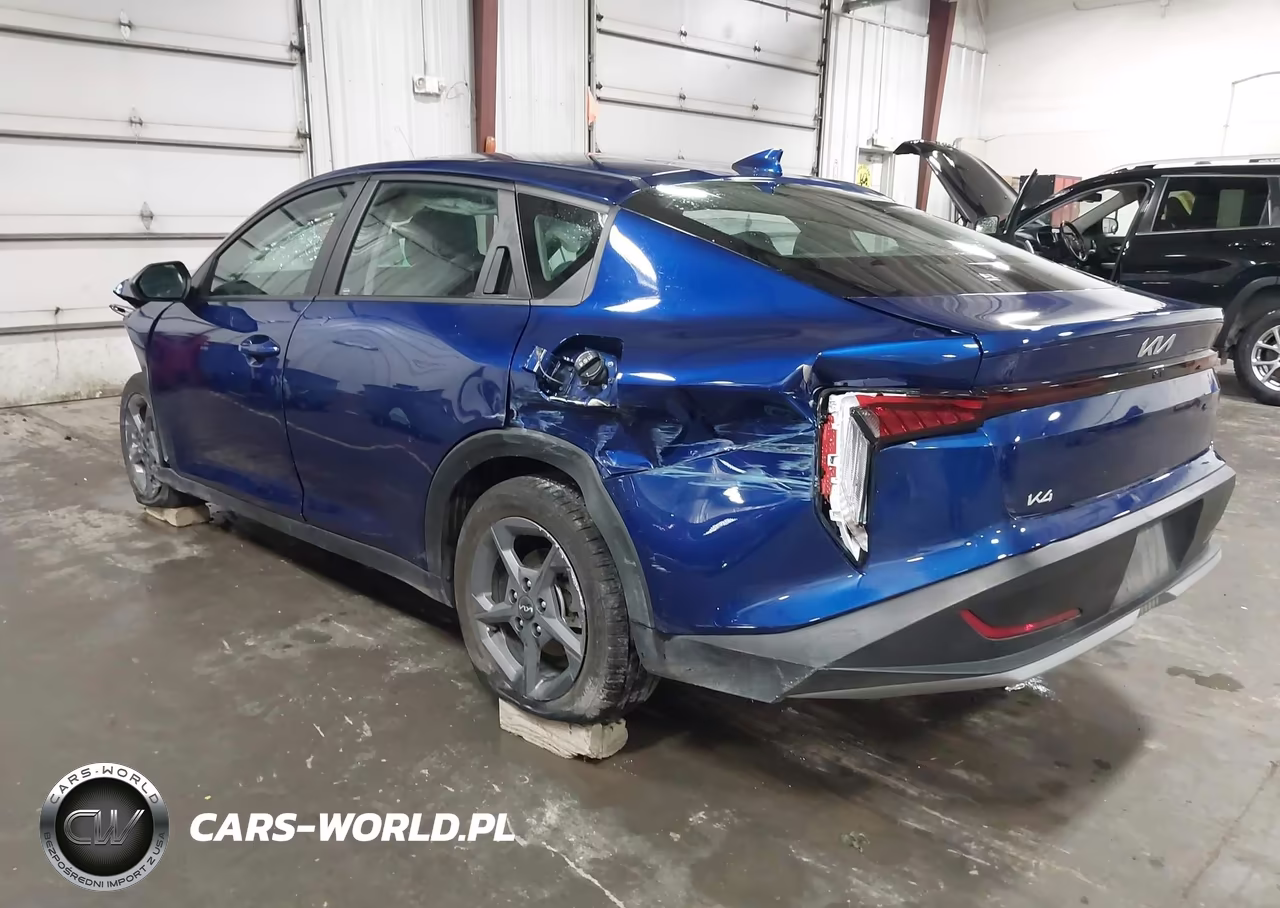 2025 Kia K4 Lxs VIN:3KPFT4DE8SE010848 - 3