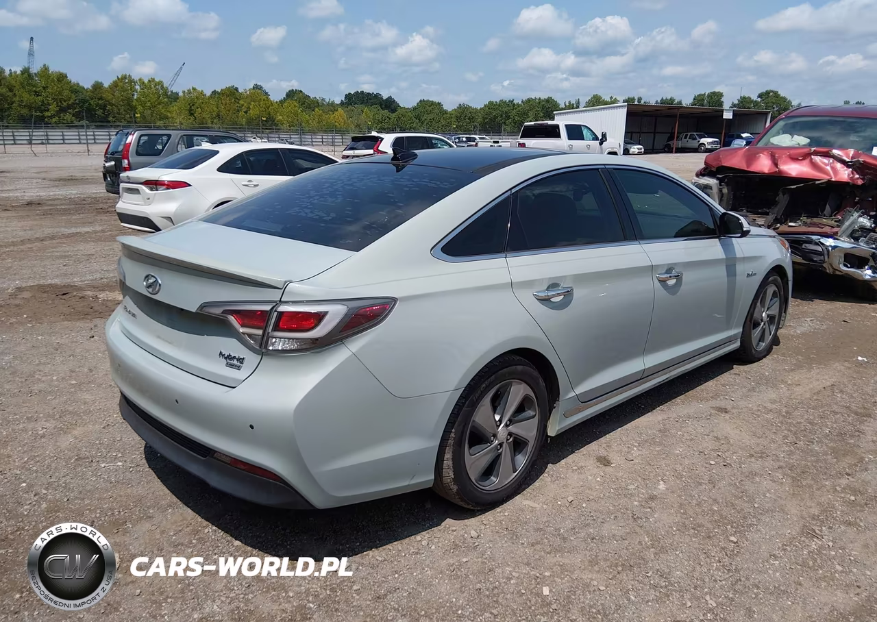 2016 Hyundai Sonata Hybrid Limited VIN:KMHE34L10GA027269 - 4