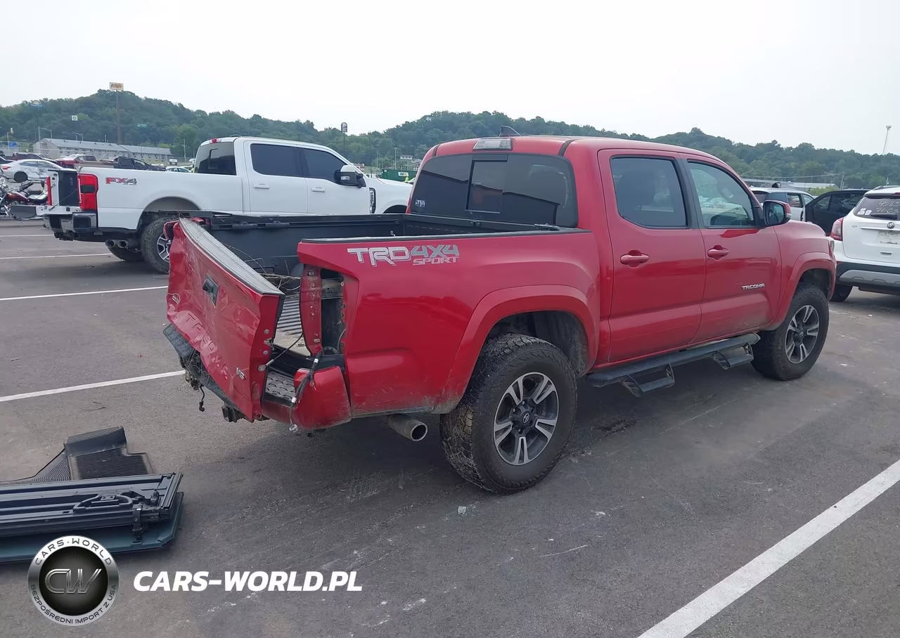 2017 Toyota Tacoma Trd Sport VIN:3TMCZ5AN7HM080836 - 4