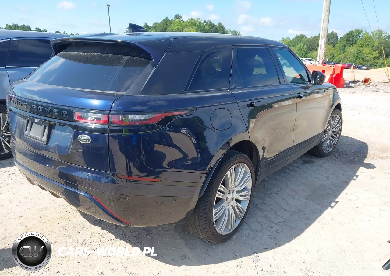 2021 Land Rover Range Rover Velar P250 R-Dynamic S VIN:SALYT2EX4MA304128 - 4
