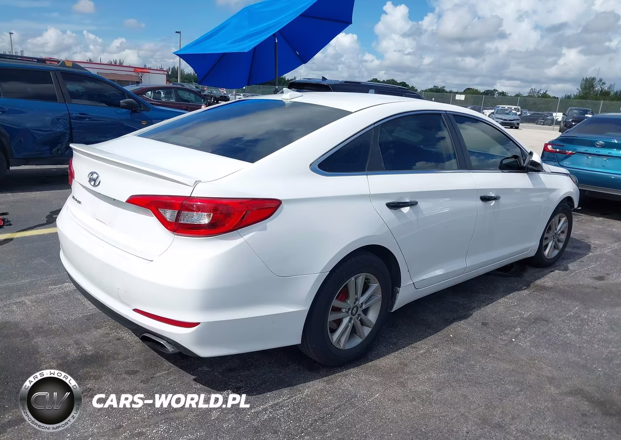 2017 Hyundai Sonata Se VIN:5NPE24AF2HH544511 - 4