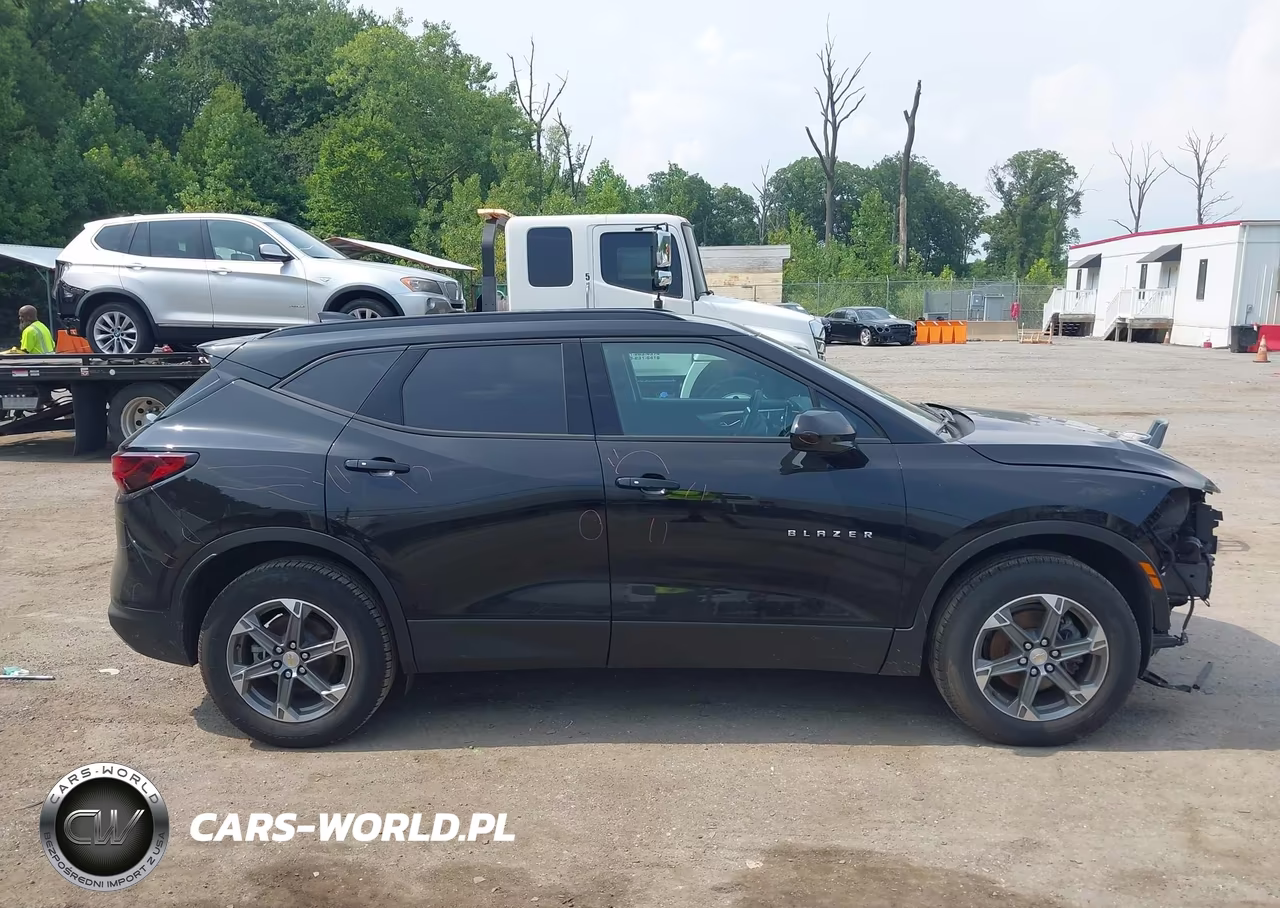 2024 Chevrolet Blazer Fwd 2Lt VIN:3GNKBCR44RS177061 - 14