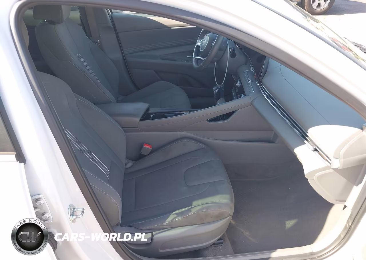 2025 Hyundai Elantra Sel Convenience VIN:KMHLS4DG4SU948107 - 5
