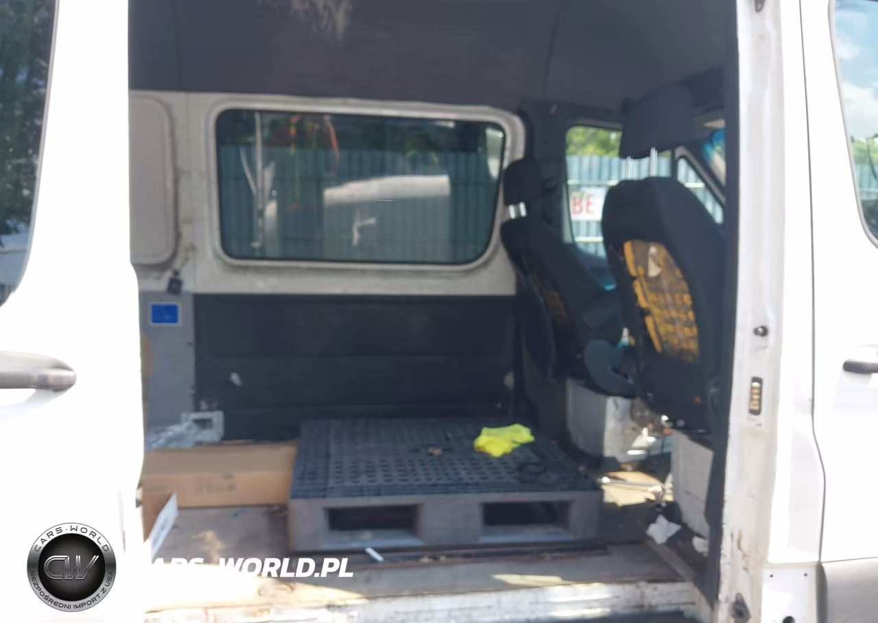 2019 Mercedes-Benz Sprinter 2500 High Roof V6 VIN:WD4PF1CD2KP078863 - 8